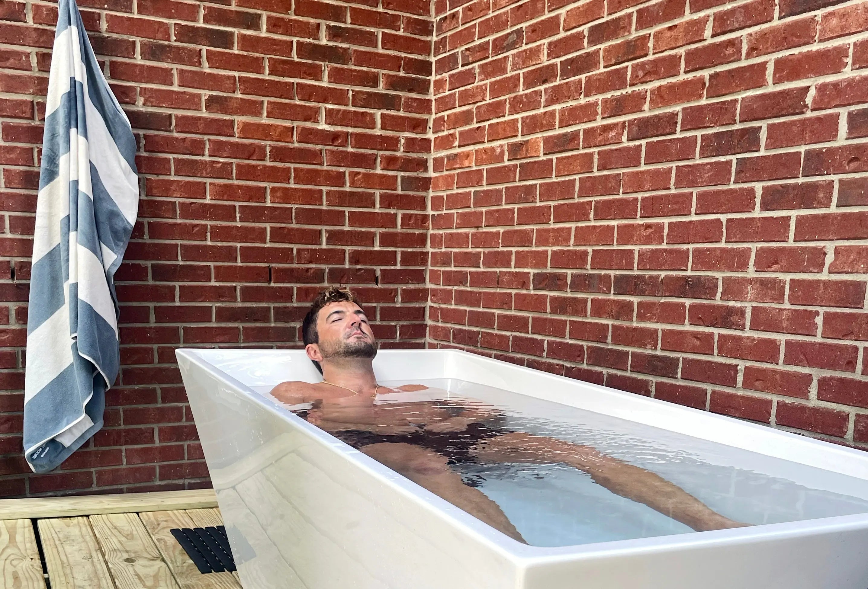 Avanto Cold Tub Avanto Cold Tubs
